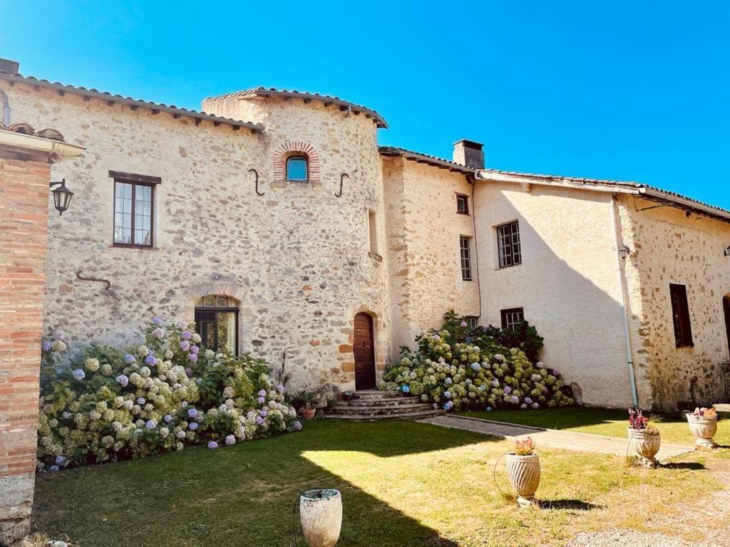 Domaine La Tour Bed & Breakfast Loubens  Exterior photo